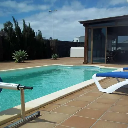 Playa Blanca Sleeps 6 Pool Wifi * Playa Blanca (Lanzarote)